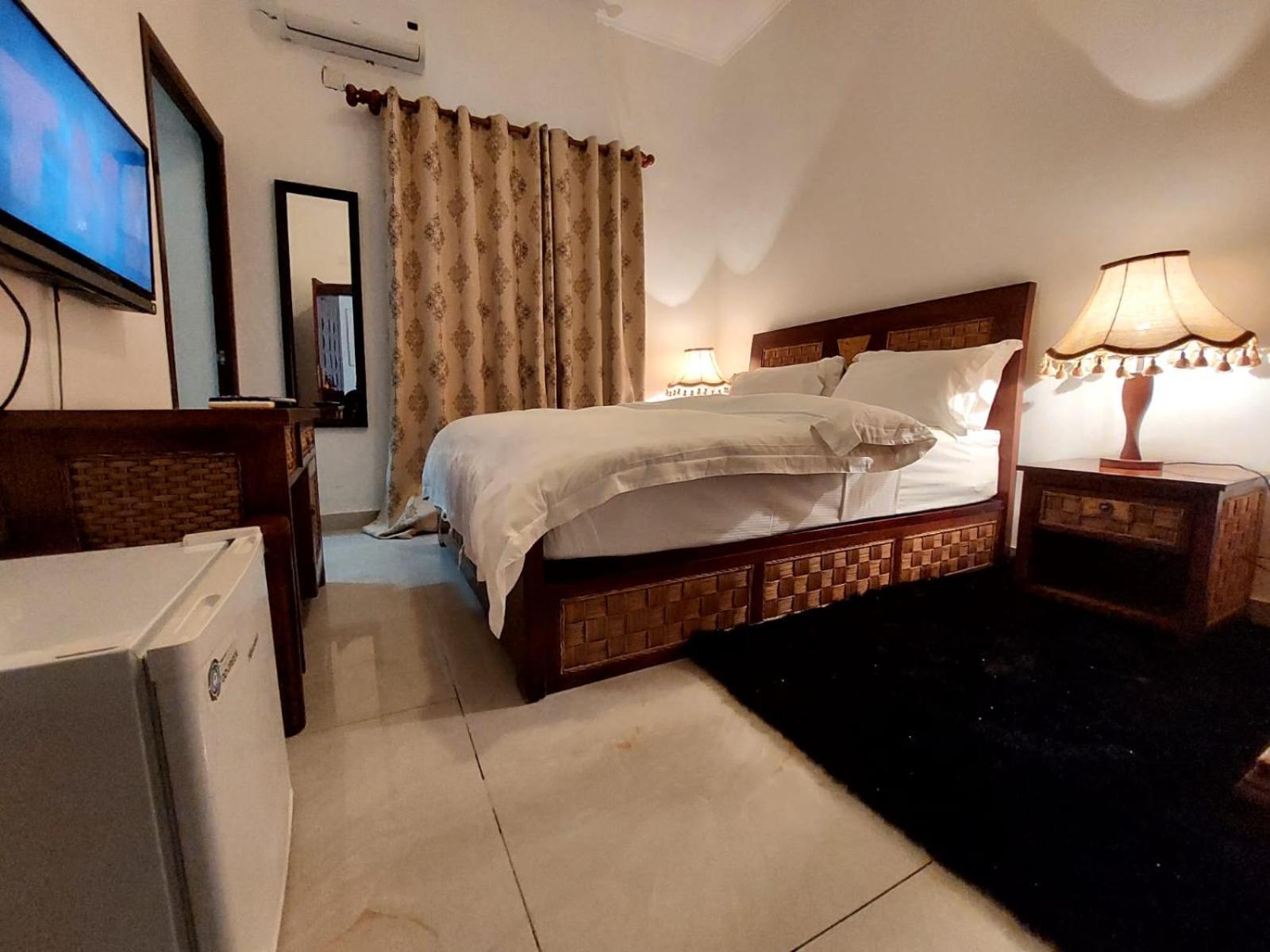 Benguela Hotel Residencial Ramire-Tour מראה חיצוני תמונה