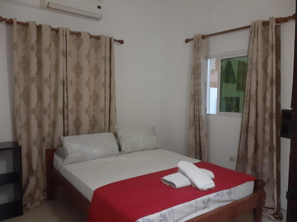 Benguela Hotel Residencial Ramire-Tour מראה חיצוני תמונה